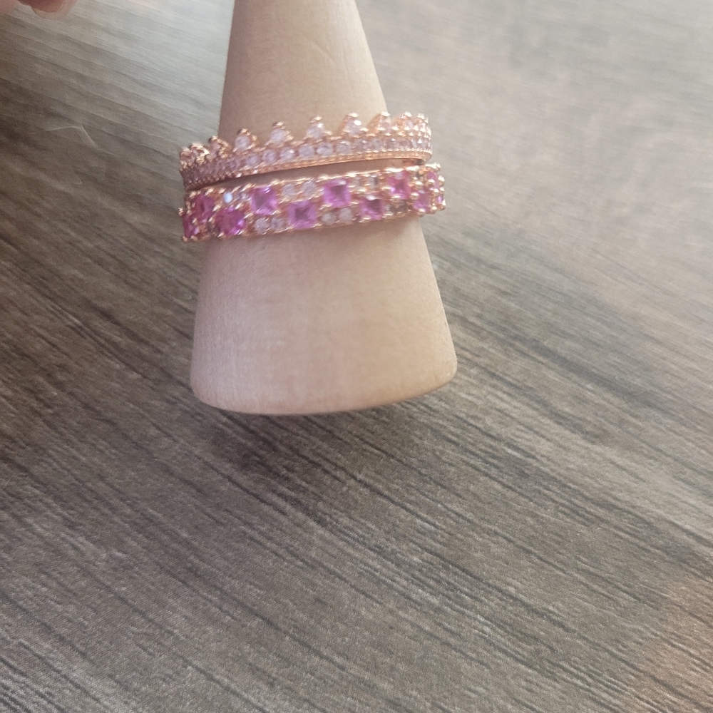 Bomb Party Elegant Pink Gemstone Ring Set
